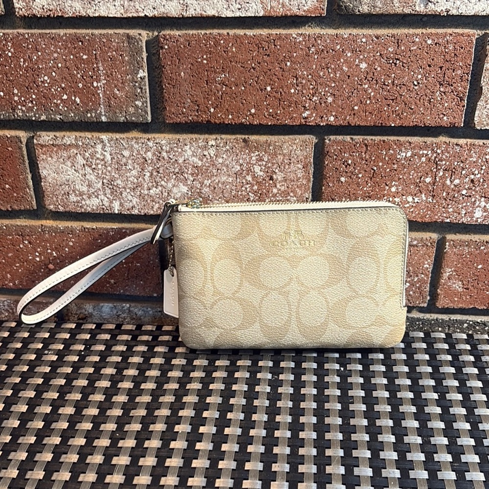 Coach Signature Beige Wristlet/Wallet